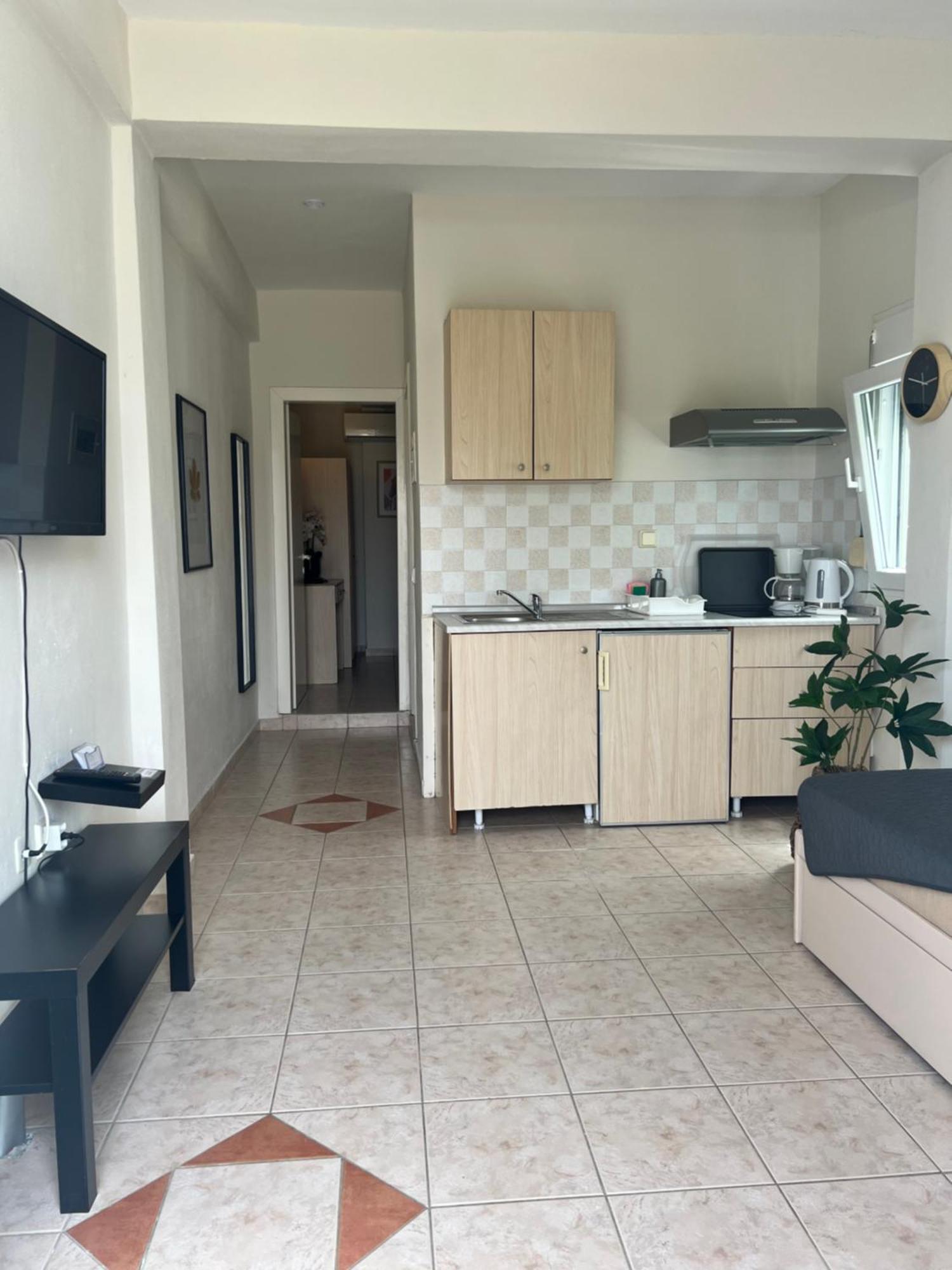 Deres Apartments 卡尼奥提 外观 照片