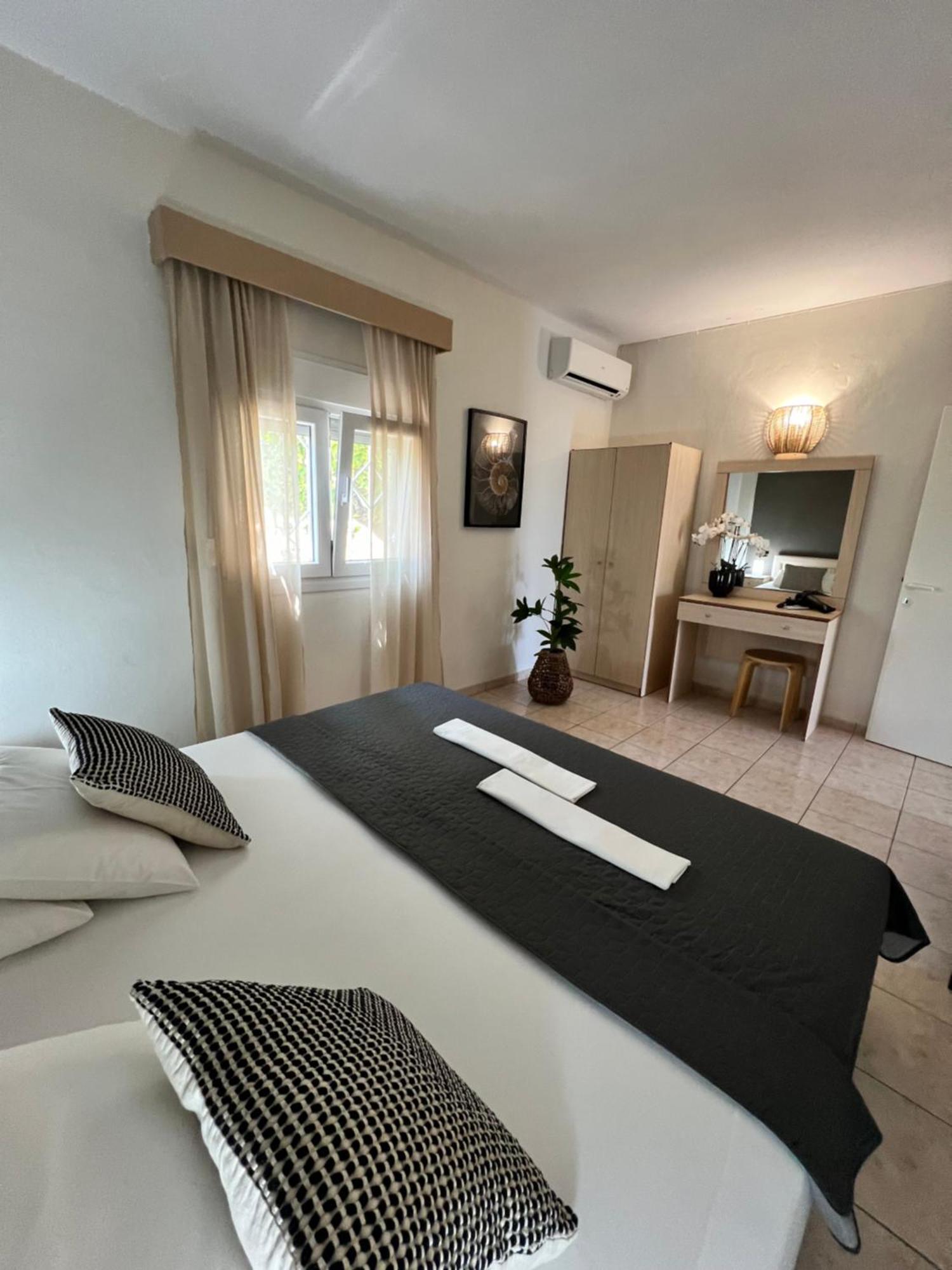 Deres Apartments 卡尼奥提 外观 照片